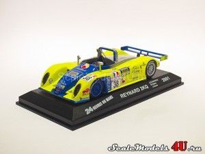 Scale model of Reynard 2KQ 24 Heures du Mans #38 (Deletraz-Fabre-Gene 2001) produced by Altaya (Ixo).