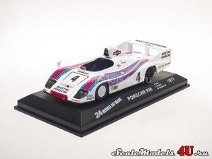 Scale model of Porsche 936 24 Heures du Mans #4 (Ickx-Barth-Haywood 1977) produced by Altaya (Ixo).