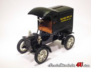 Scale model of Ford Model T Delivery Car Bank (1905) produced by ERTL.