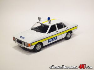 Масштабная модель автомобиля Ford Granada MkI 3.0S - Essex Police (1977) фирмы Vanguards.