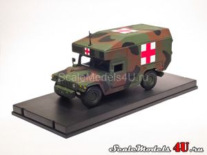 Scale model of Humvee M997 (Hummer) US Army Ambulance - Camouflage (1985) produced by Vitesse.