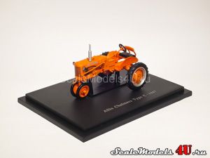 Scale model of Allis-Chalmers Type C (Germany 1947) produced by Universal Hobbies.