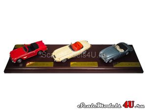 Масштабная модель автомобиля Triumph TR4A IRS (1965) - Jaguar E-Type Mk 1 1/2 (1967) - Austin Healey 100 BN2 (1956) - Classic British Sport Cars Series III фирмы Matchbox.