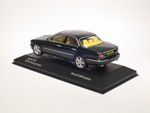 Jaguar XJ6 X350 - British Racing Green (2003)