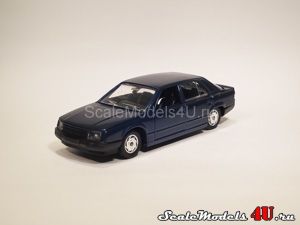 Масштабная модель автомобиля Renault 25 Blue (1984) фирмы Solido.