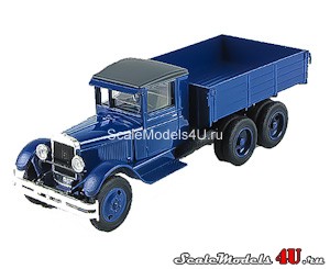 Масштабная модель автомобиля ЗИС-6 синий (1933) фирмы Наш Автопром.